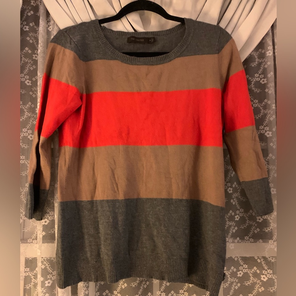 The Limited Striped Crewneck Sweater in Gray, Tan & dark orange